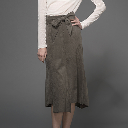 바이탈싸인 Suede Ribbon Skirt_khaki,DCL스토어,VITAL SAIGN (Woman)